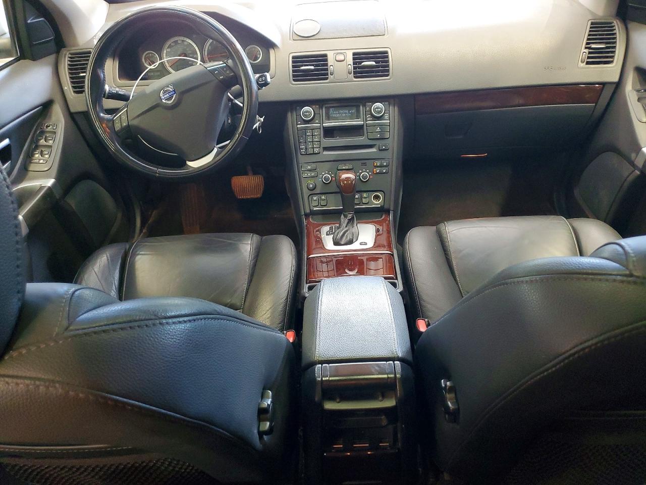 Volvo XC90 3.2