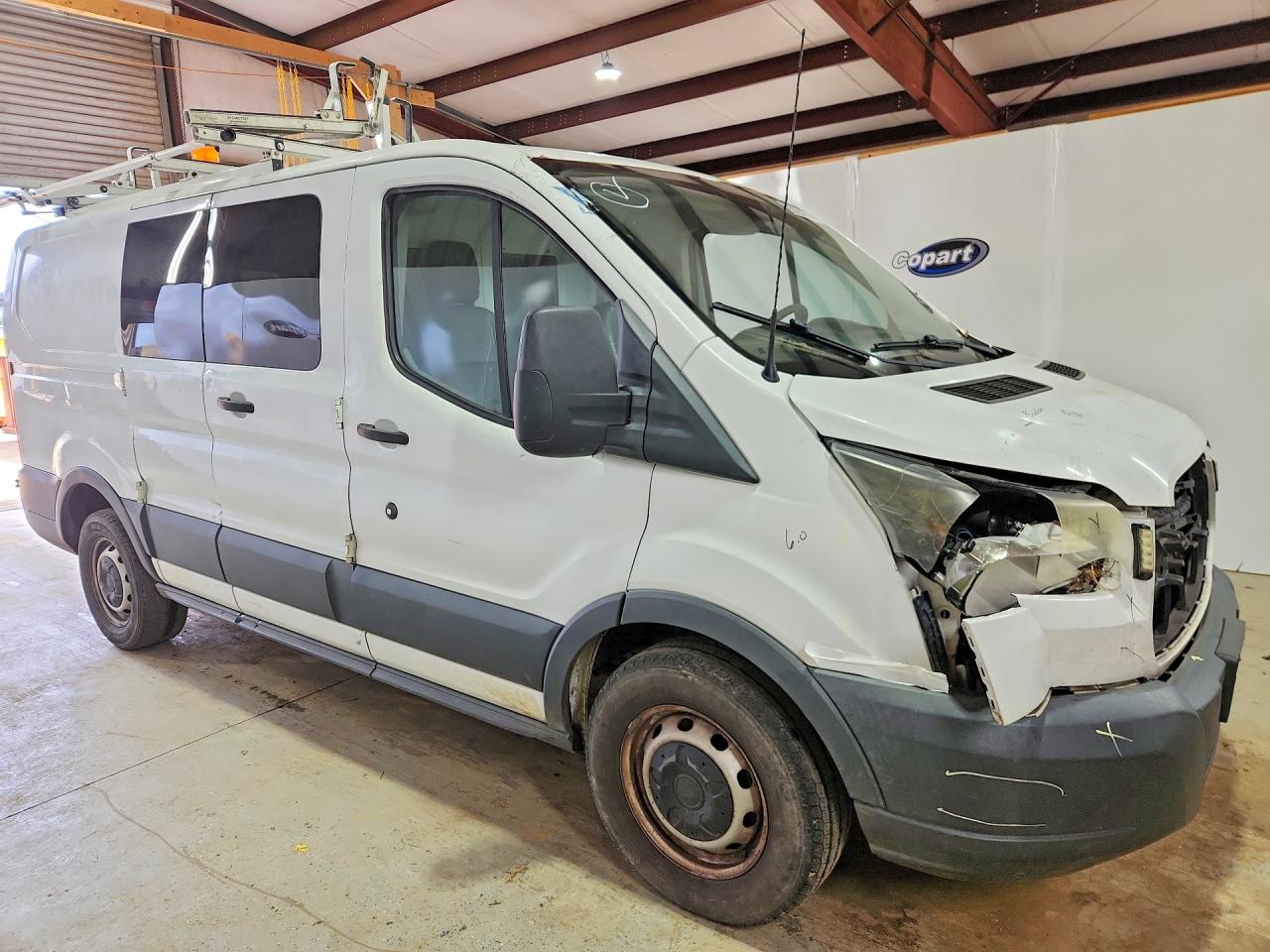 Ford Transit T-150