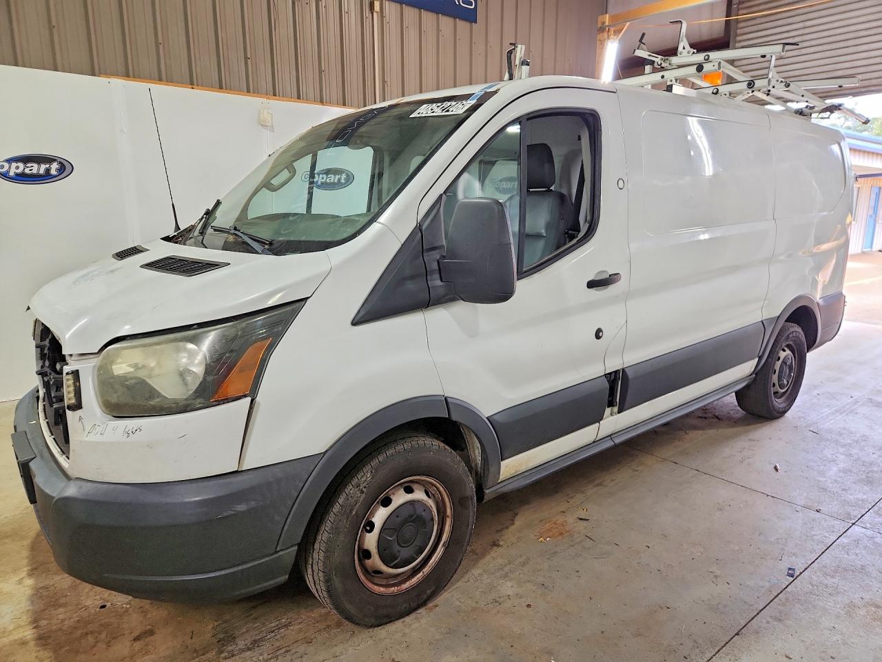 Salvage Ford Transit Image