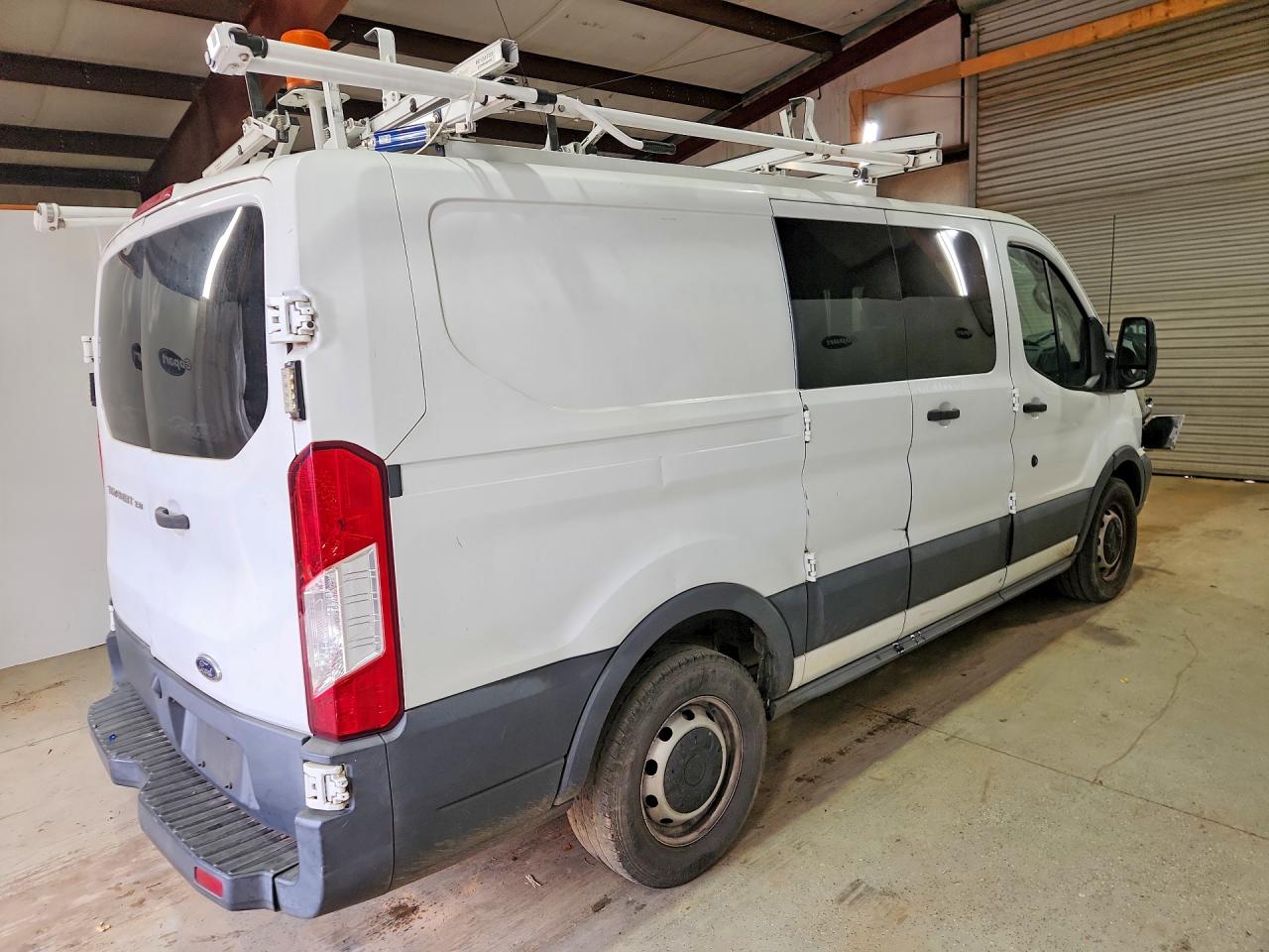 Ford Transit T-150