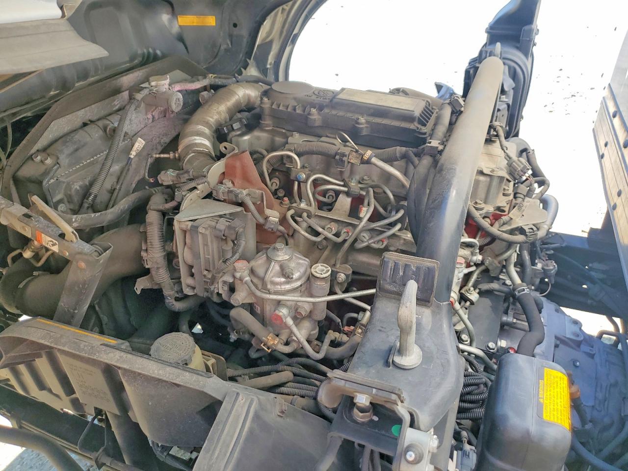 Hino 195