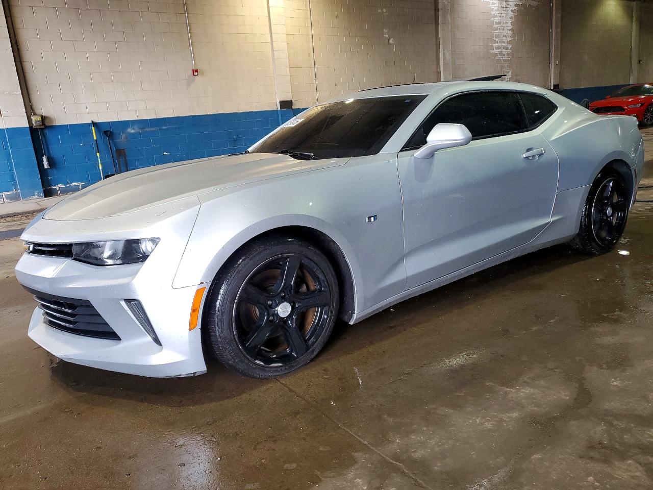 Salvage Chevrolet Camaro Image