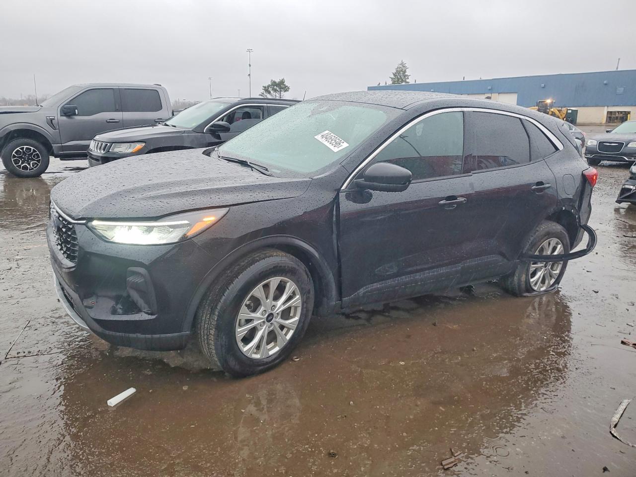 Salvage Ford Escape Image