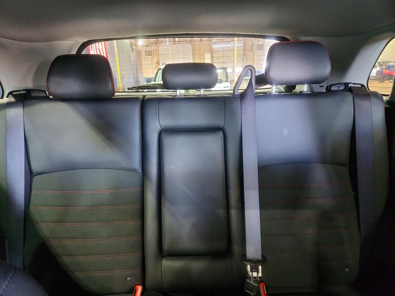 Mitsubishi Outlander S