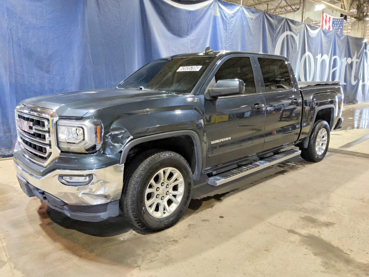 Salvage GMC Sierra Image