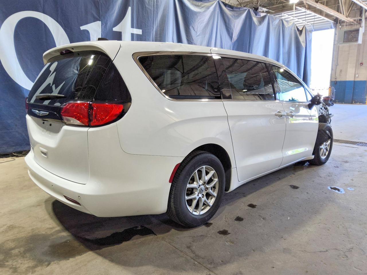 Chrysler Minivan Lx