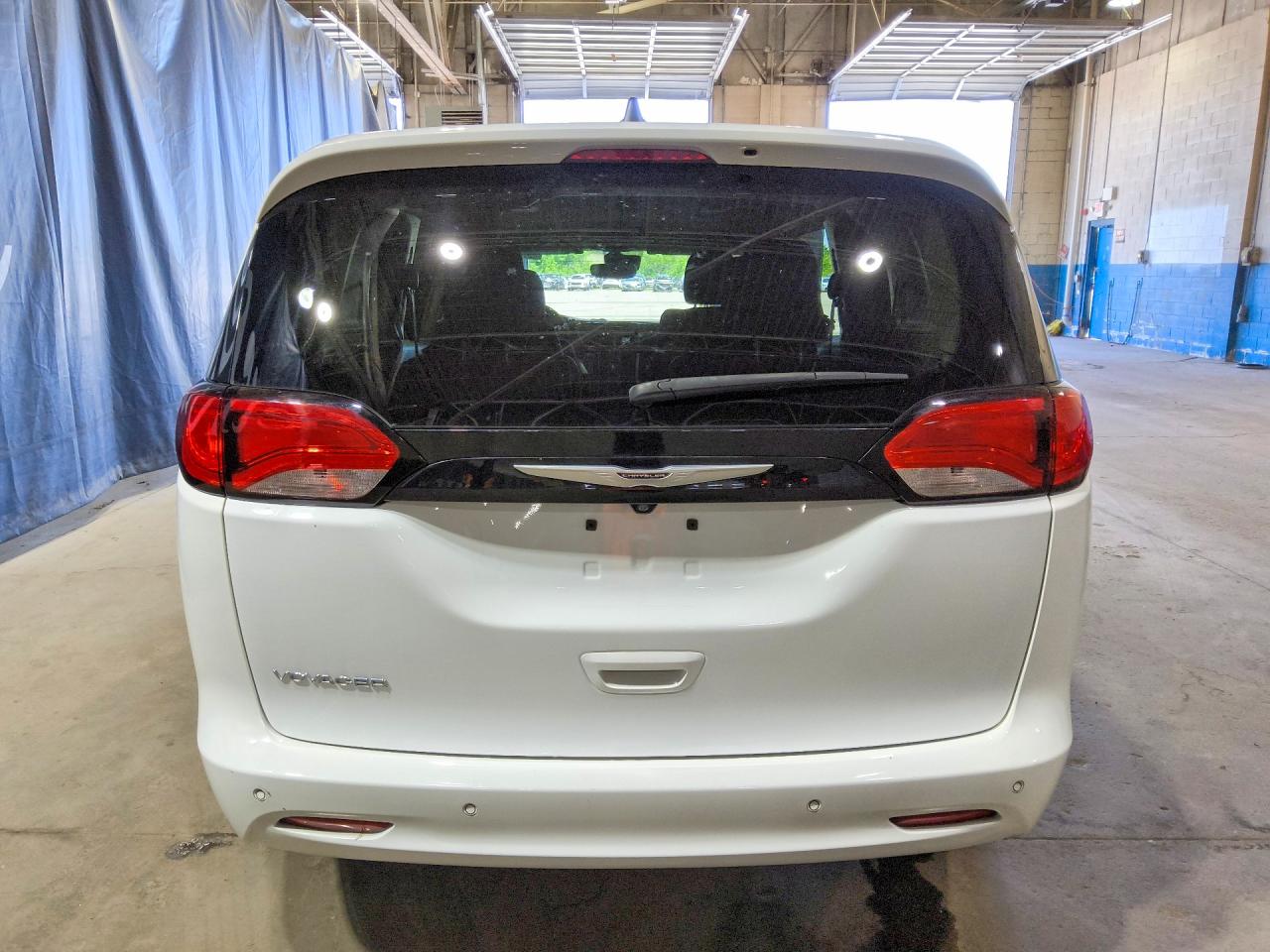 Chrysler Minivan Lx