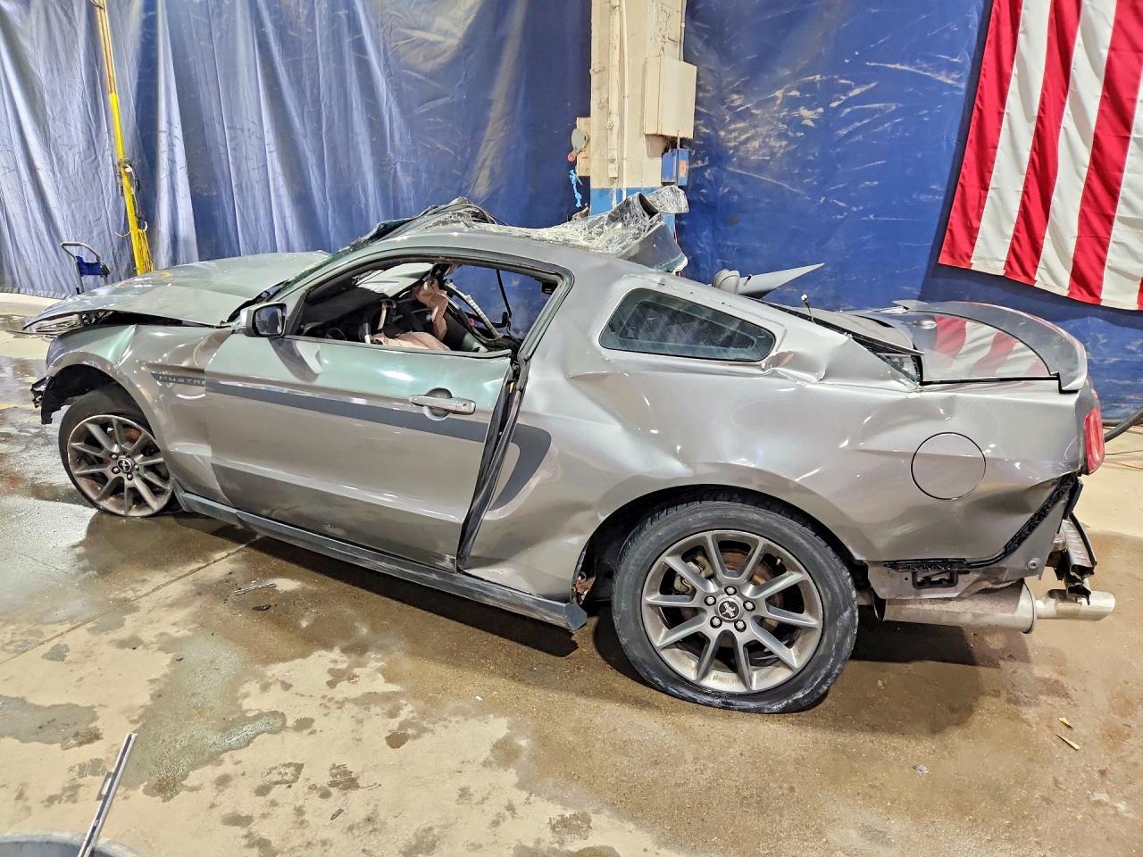 Ford Mustang Base