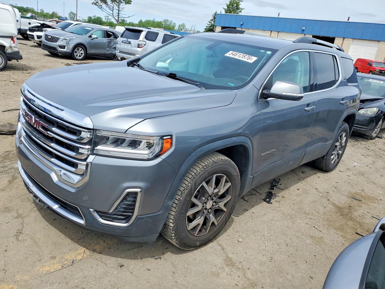 Salvage GMC Acadia Image