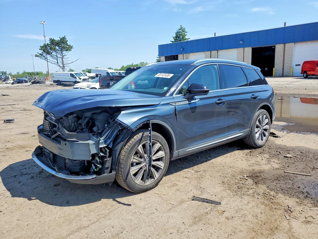 Salvage Lincoln Corsair Image