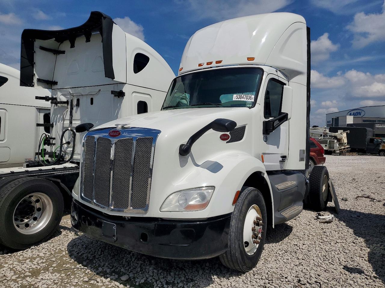 Peterbilt 579