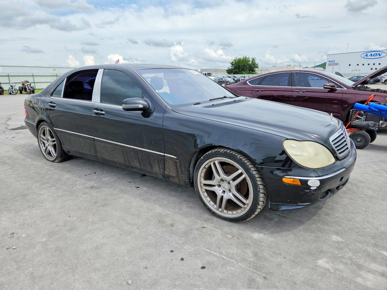 Mercedes-Benz S-Class 500