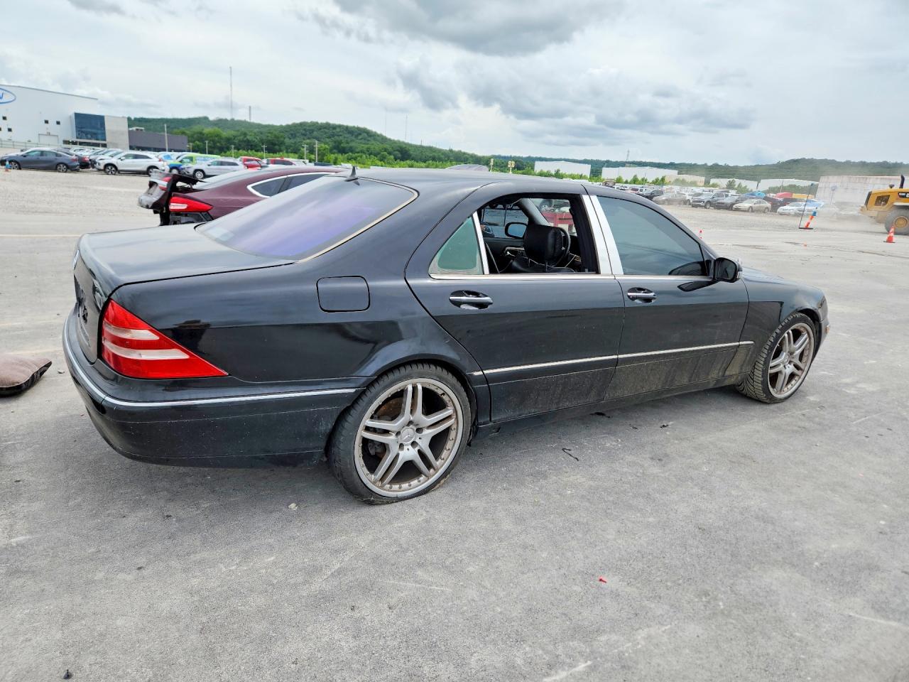 Mercedes-Benz S-Class 500