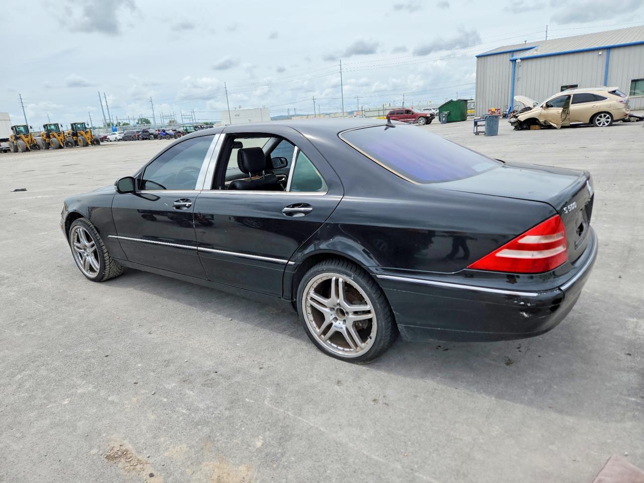 Mercedes-Benz S-Class 500
