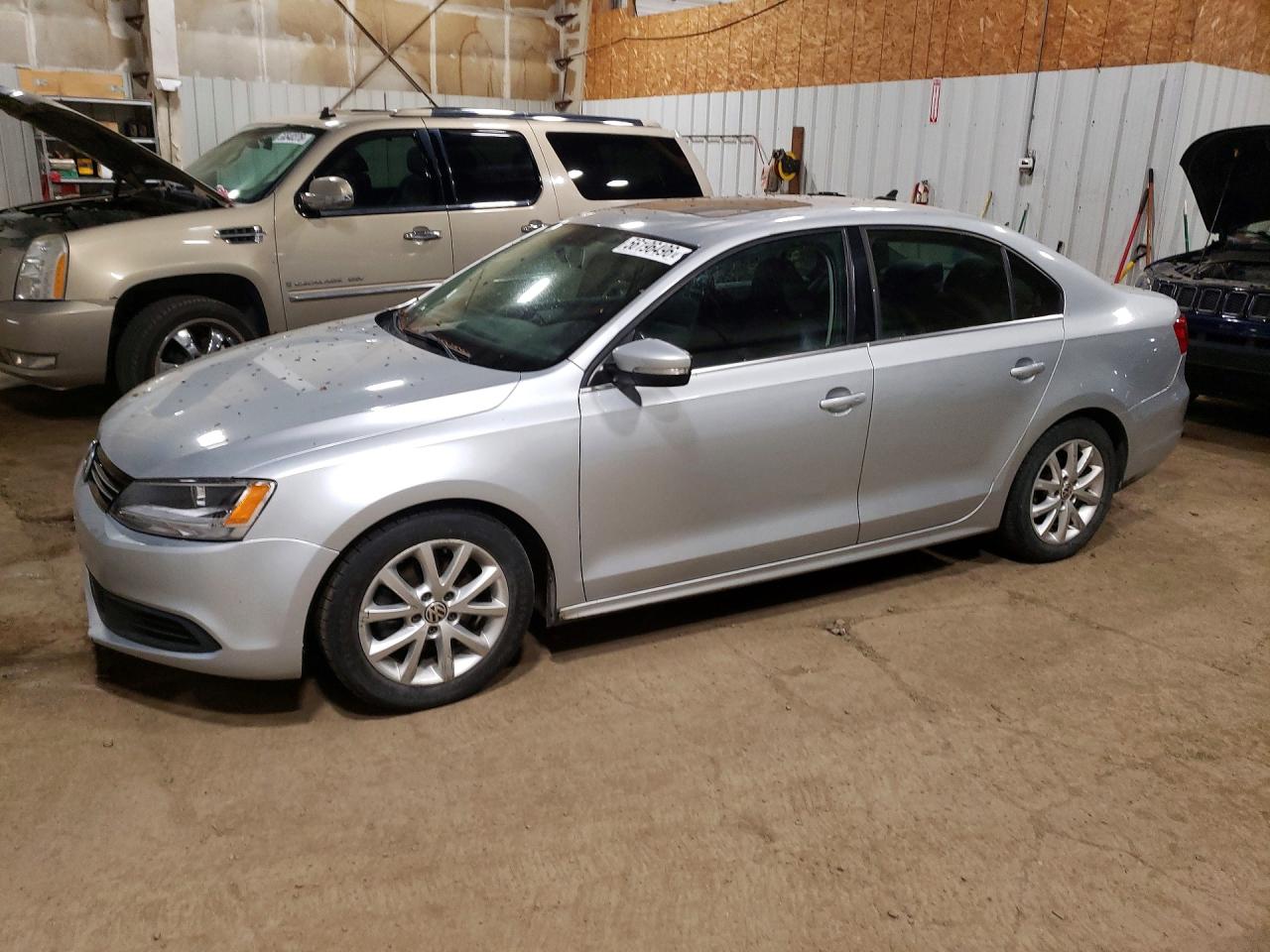 Salvage Volkswagen Jetta Image