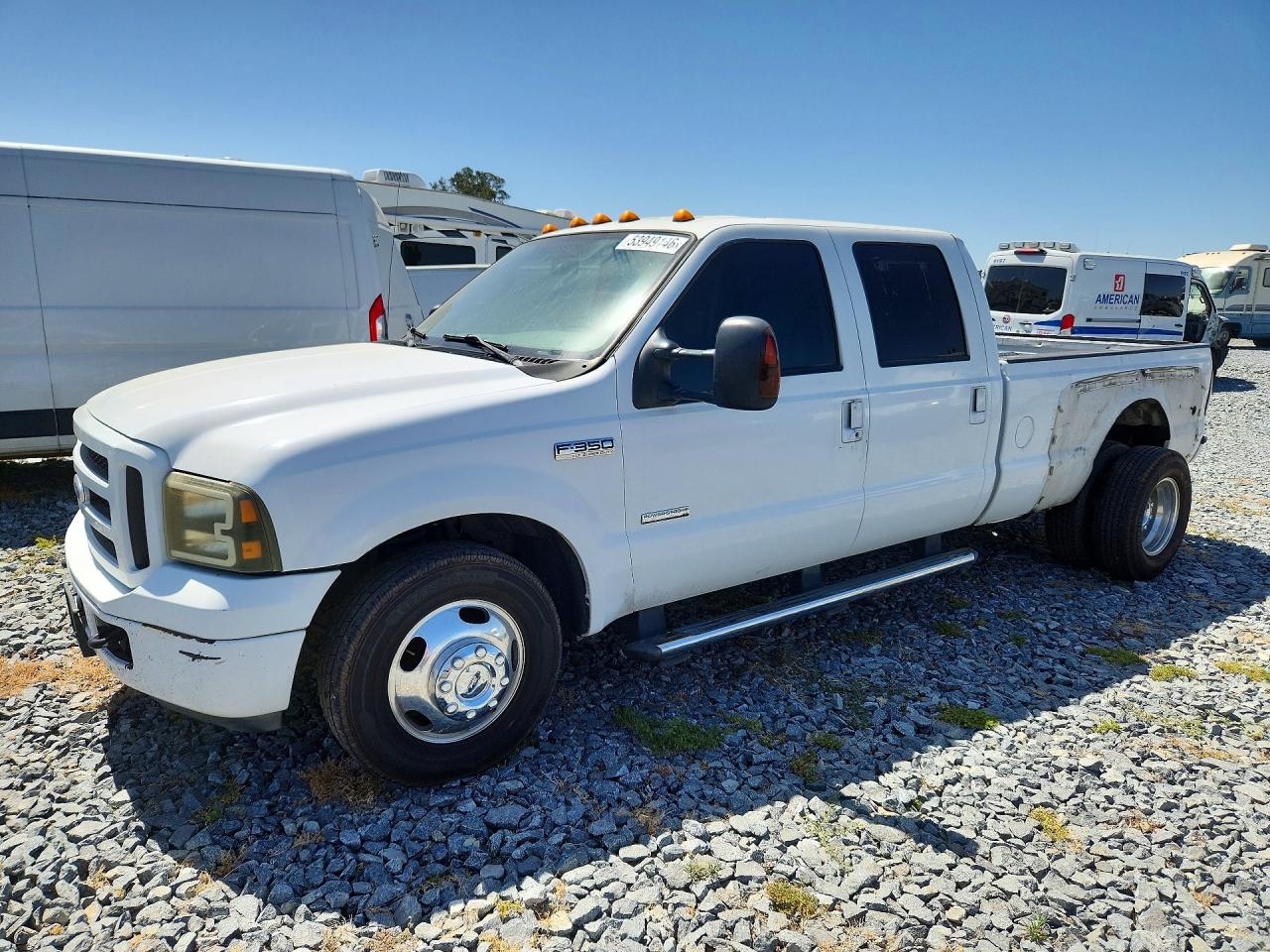 Salvage Ford F-350 Image