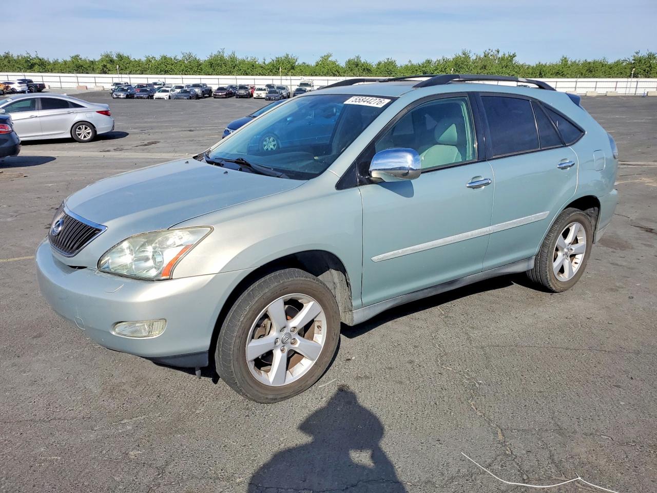 Salvage Lexus RX Image