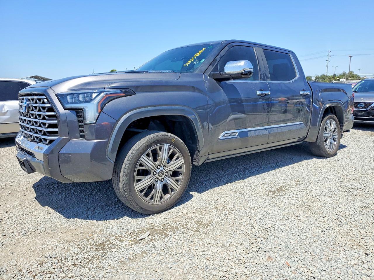 Salvage Toyota Tundra Image