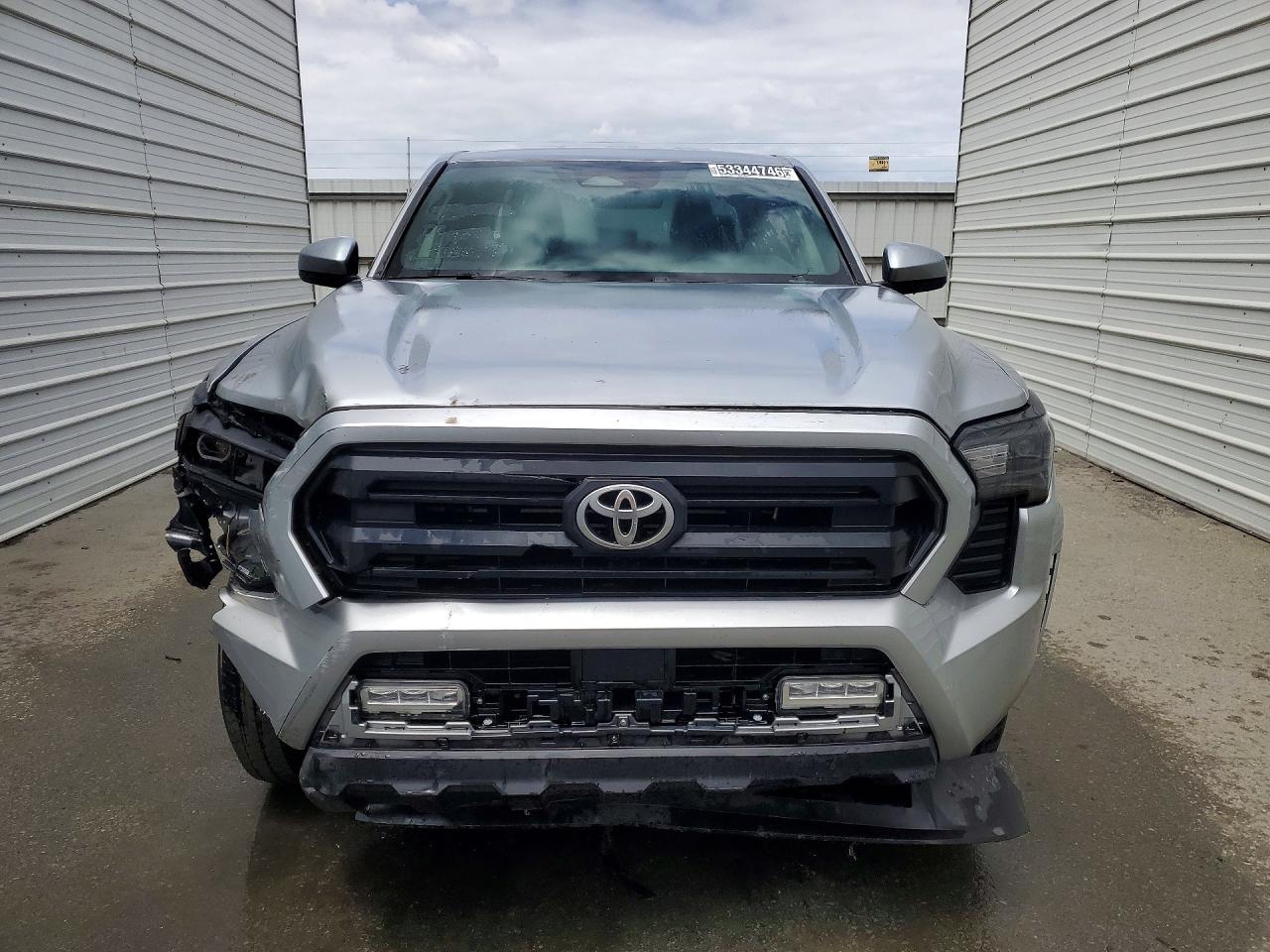 Toyota Tacoma Sr5