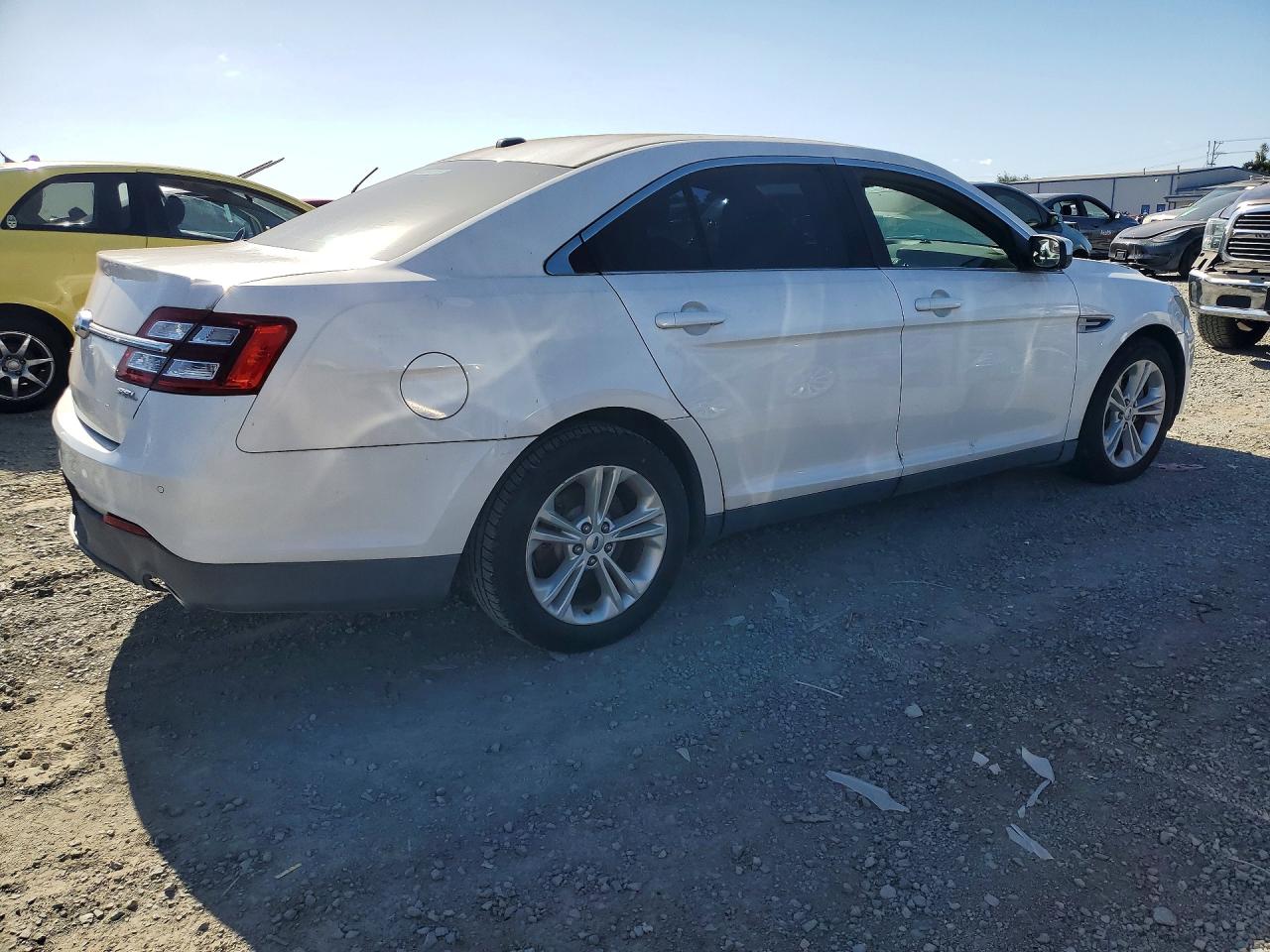 Ford Taurus Sel
