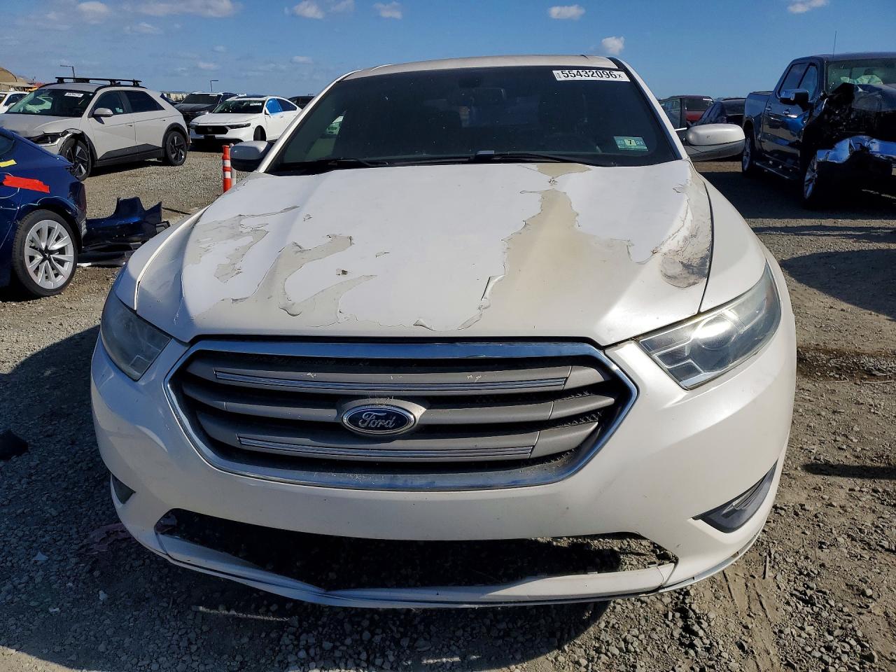 Ford Taurus Sel
