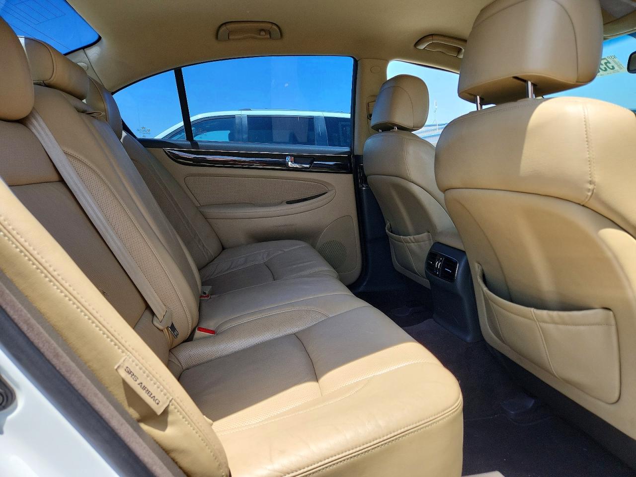 Hyundai Genesis 3.8l