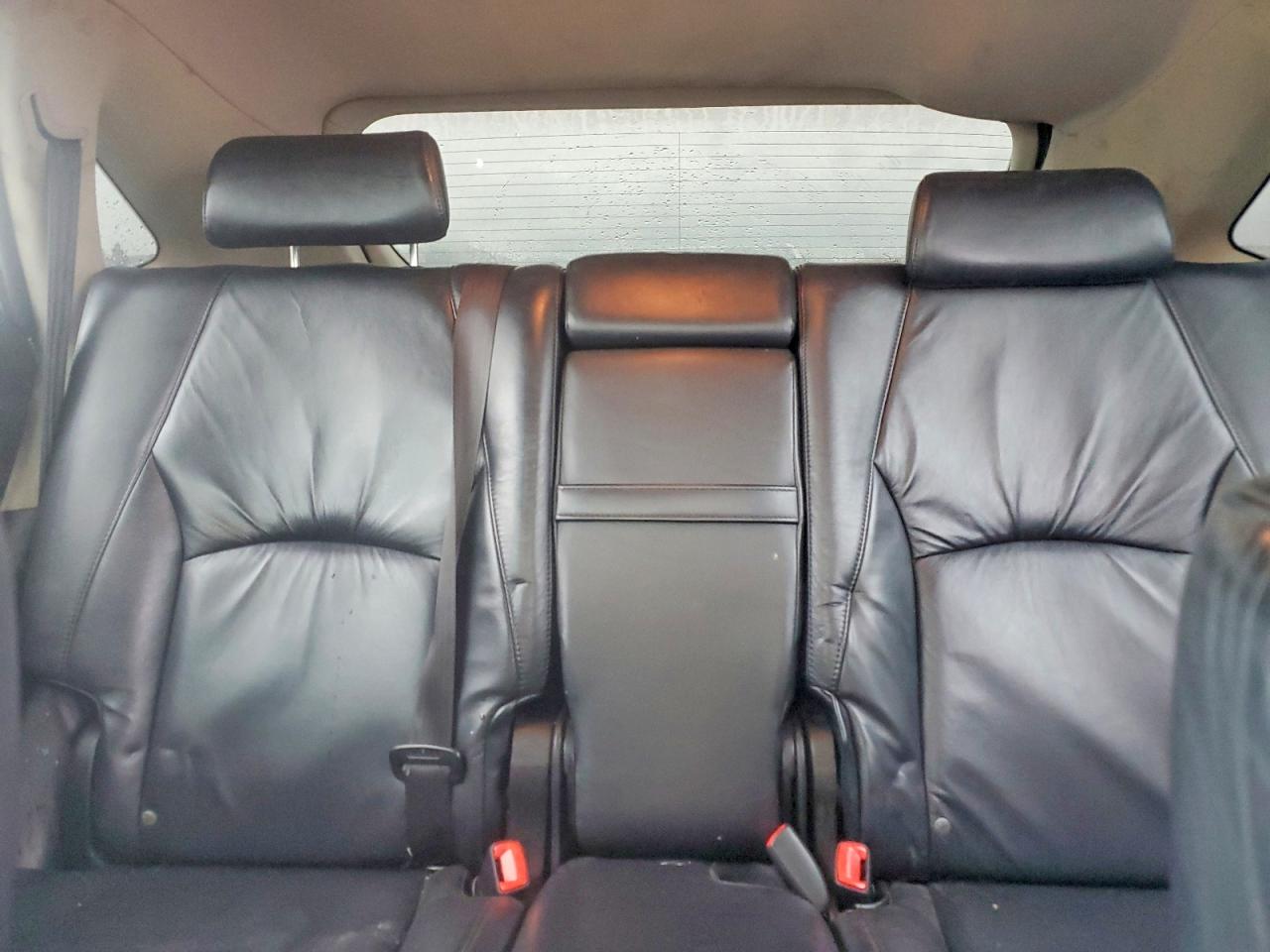 Lexus RX Base