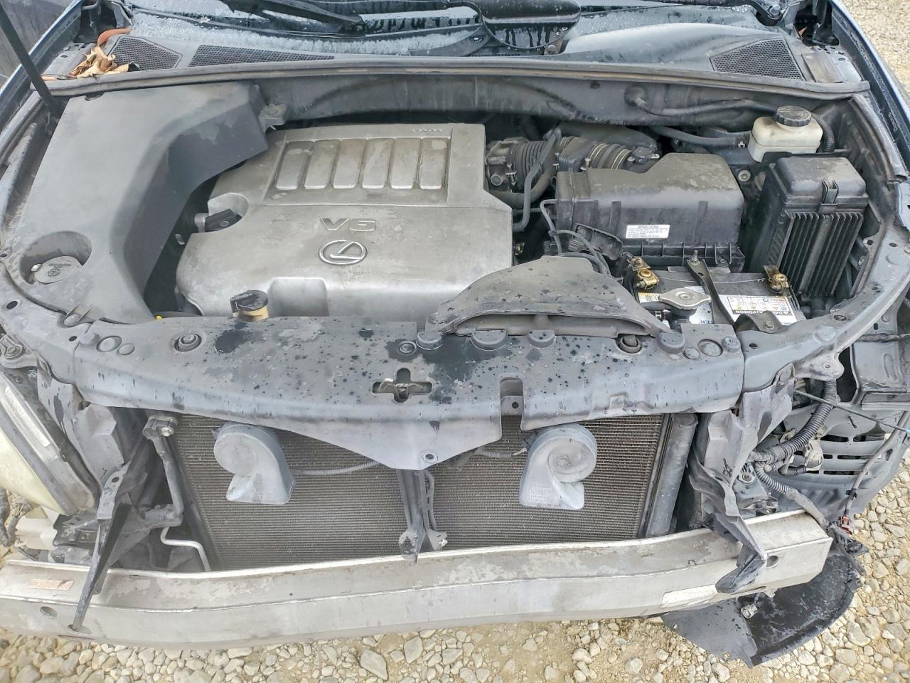 Lexus RX Base