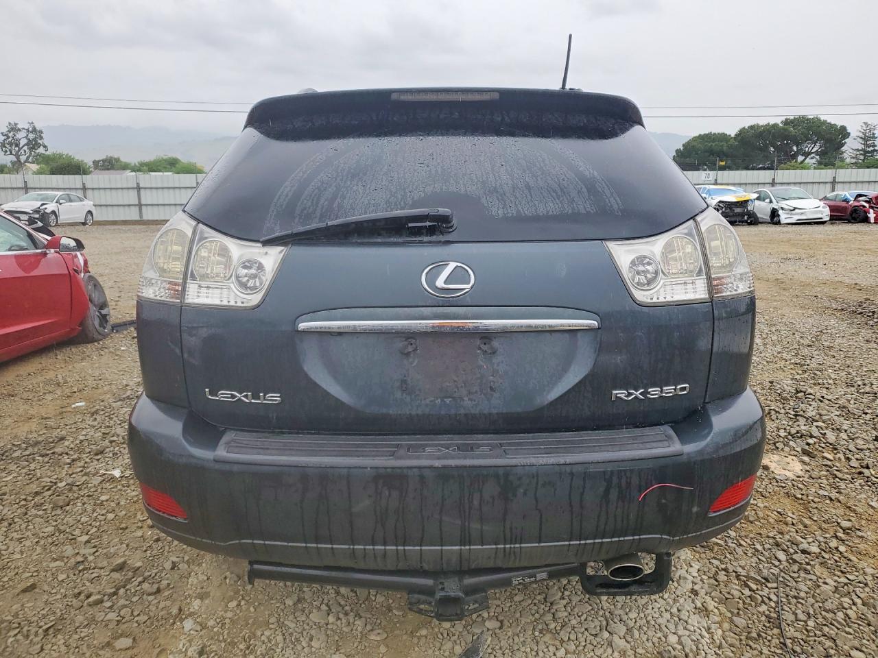 Lexus RX Base