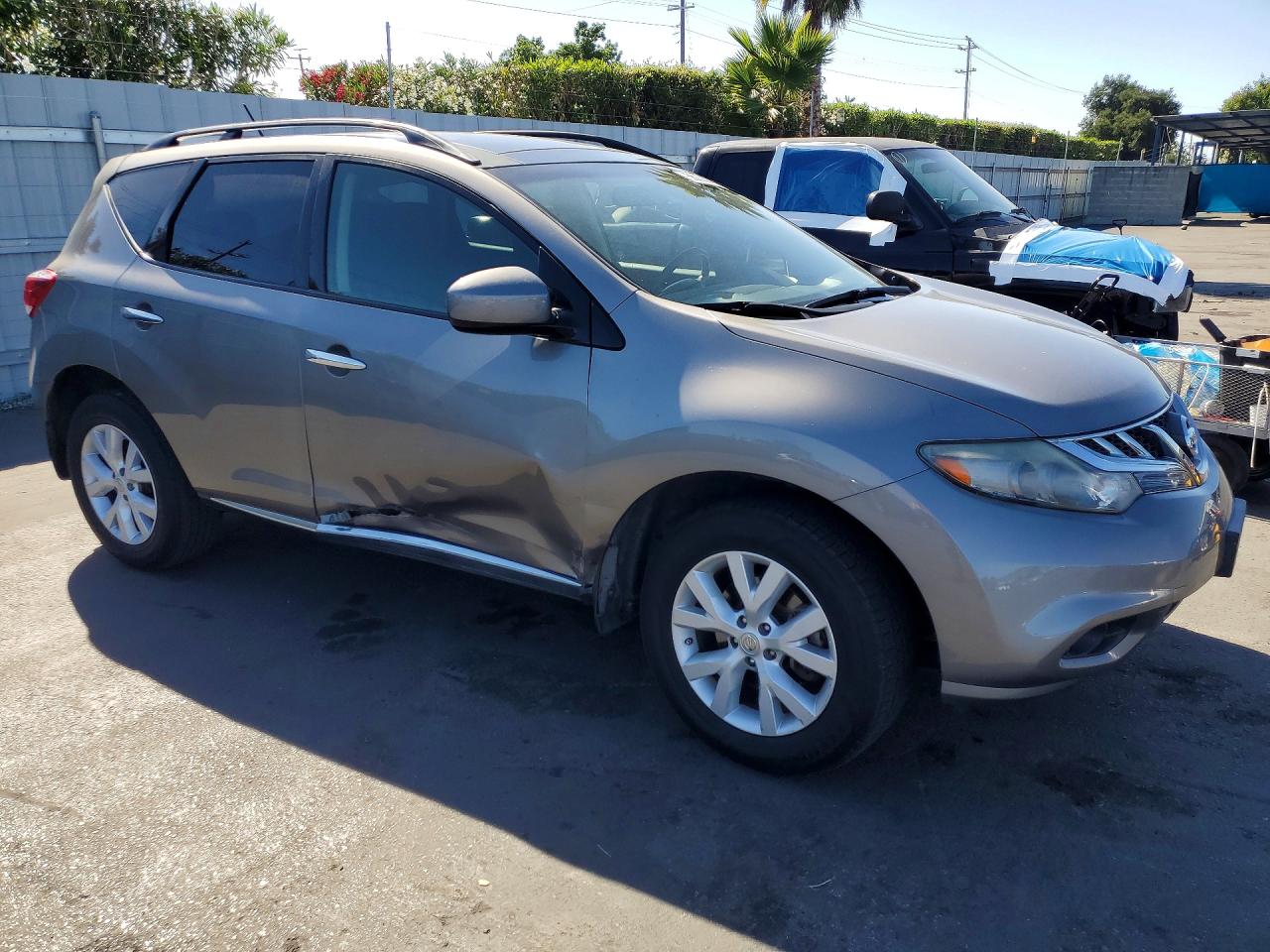 Nissan Murano S