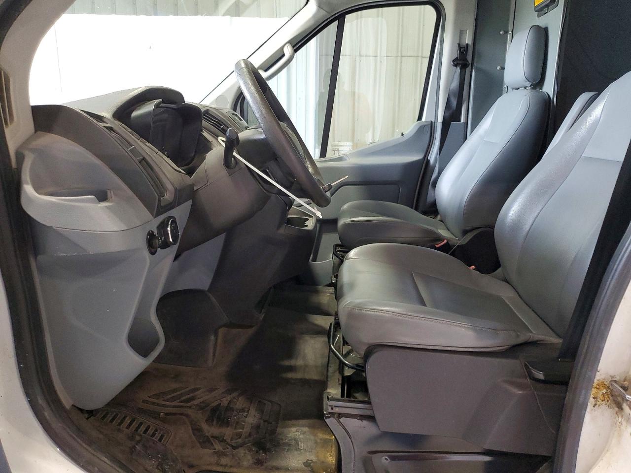 Ford Transit T-250