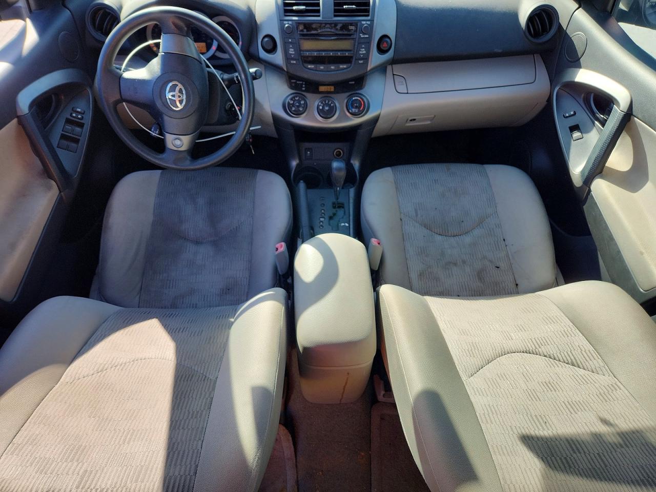 Toyota RAV4 Base