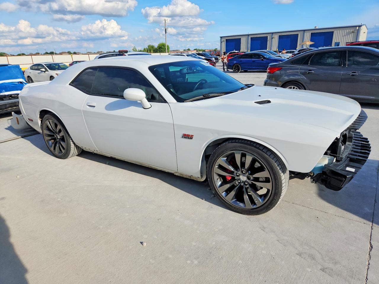 Dodge Challenger Srt-8