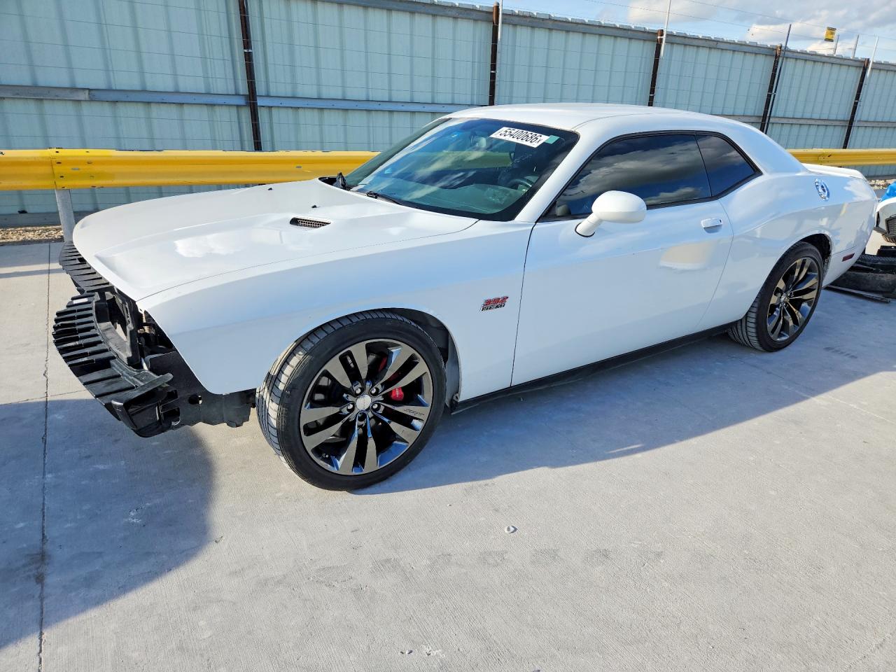 Salvage Dodge Challenger Image