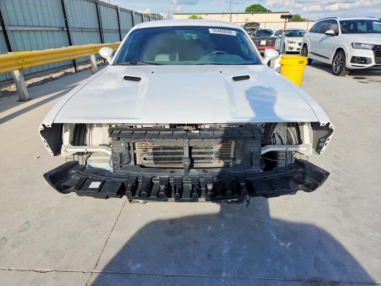 Dodge Challenger Srt-8