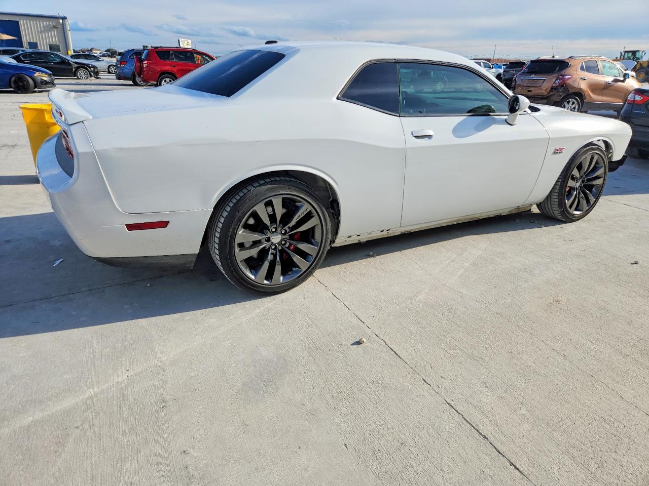 Dodge Challenger Srt-8