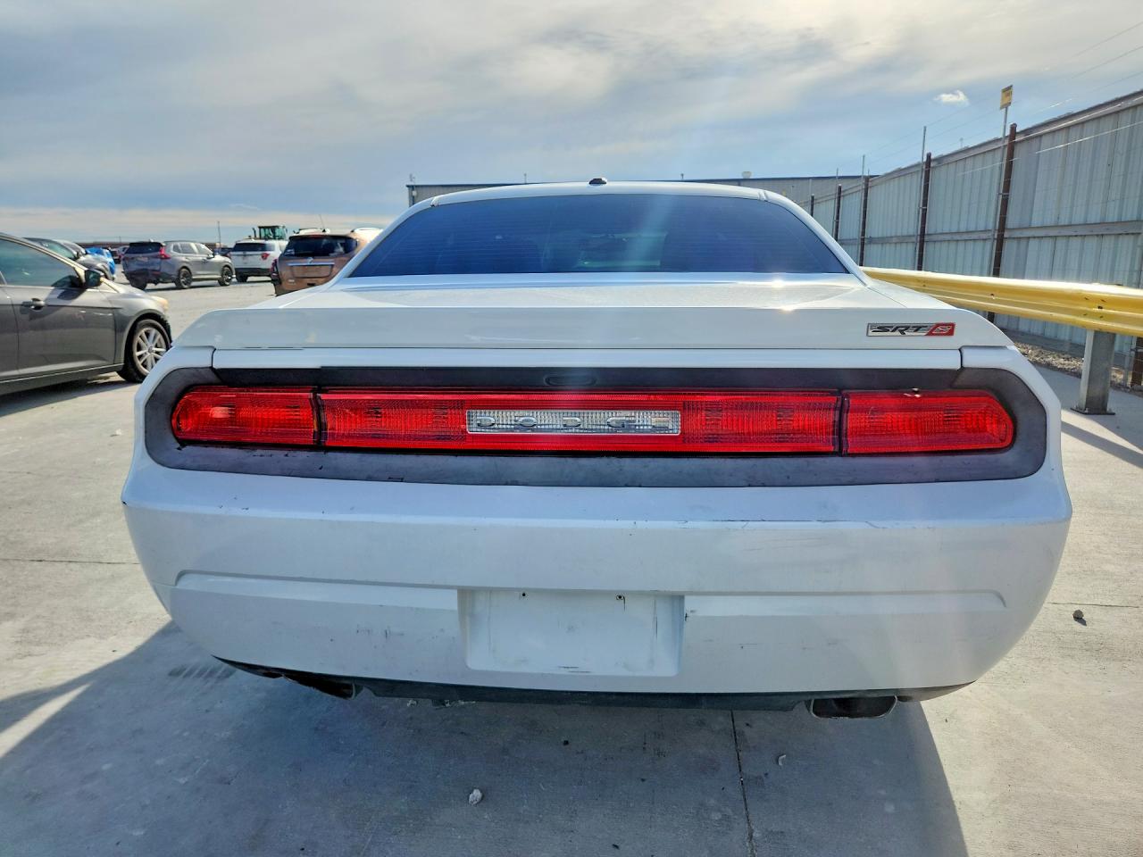 Dodge Challenger Srt-8