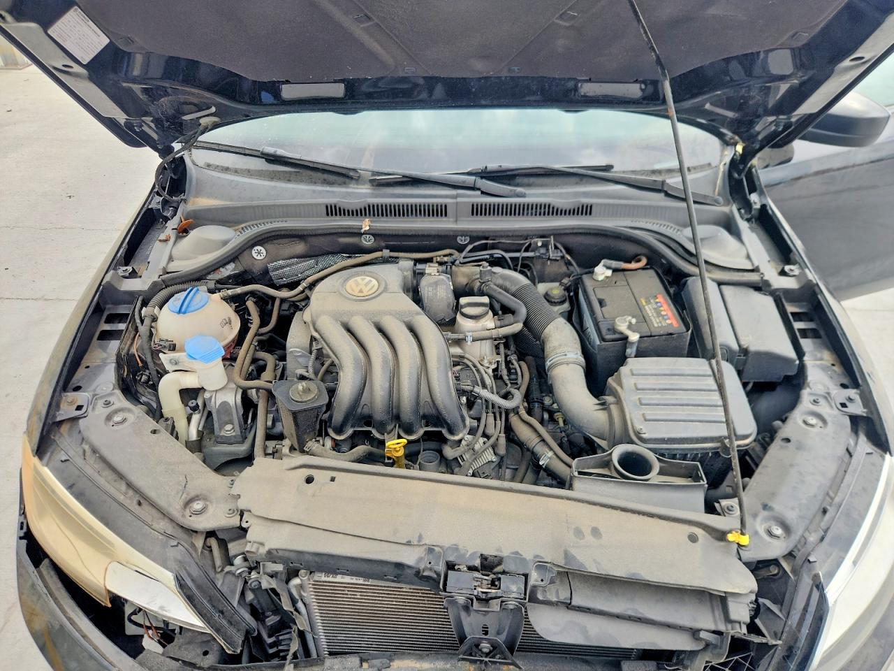 Volkswagen Jetta Base
