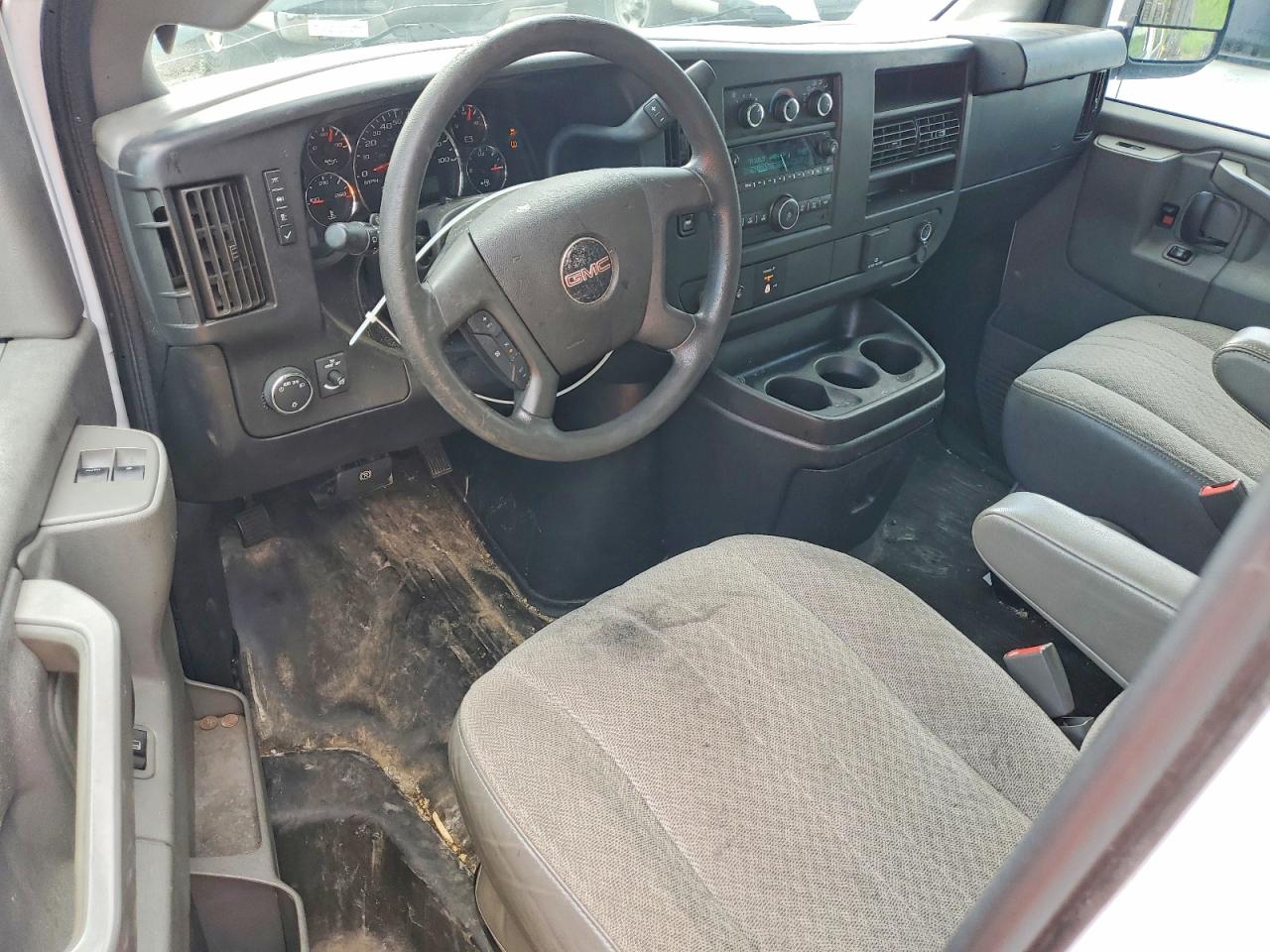 GMC Savana G2500