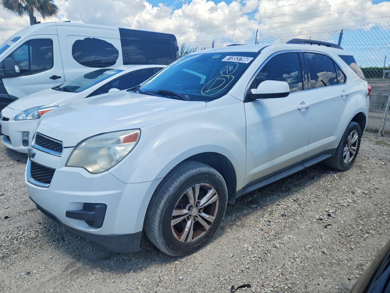 Salvage Chevrolet Equinox Image