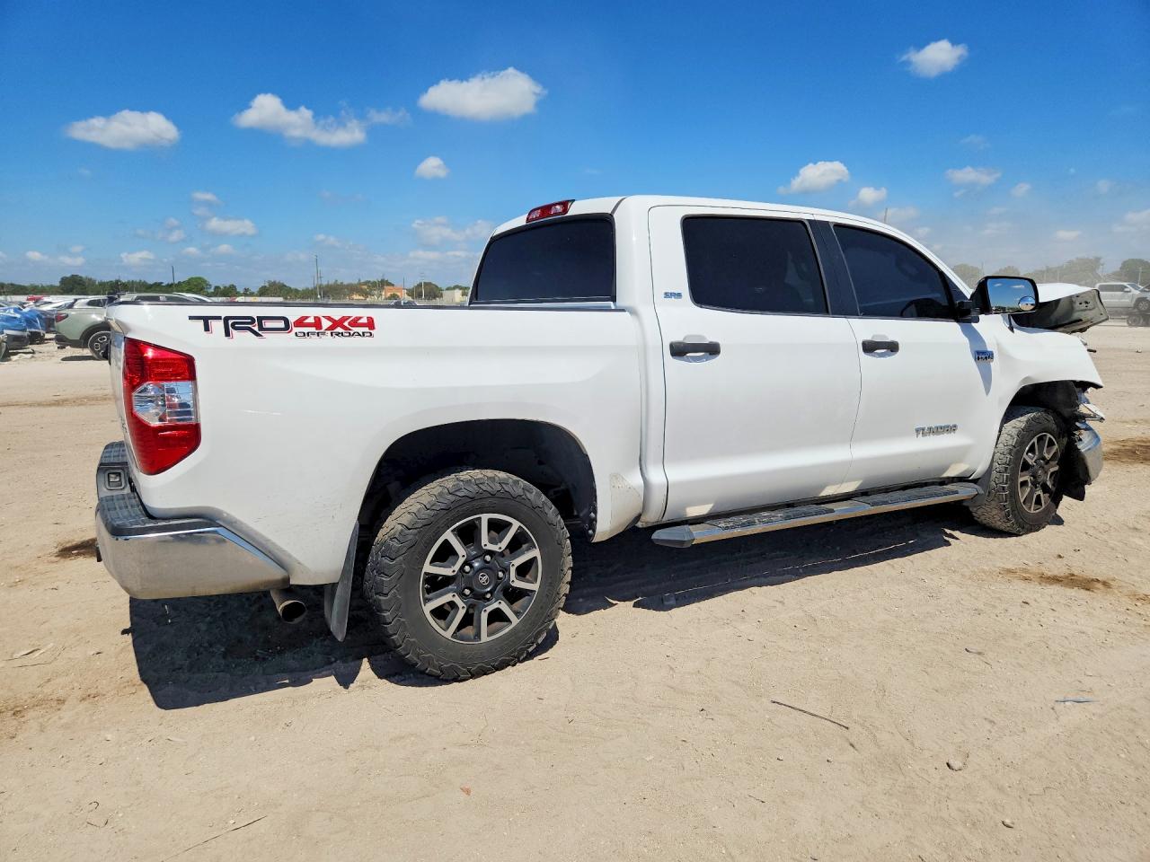 Toyota Tundra Sr5