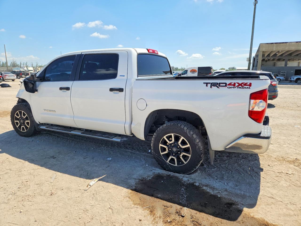 Toyota Tundra Sr5