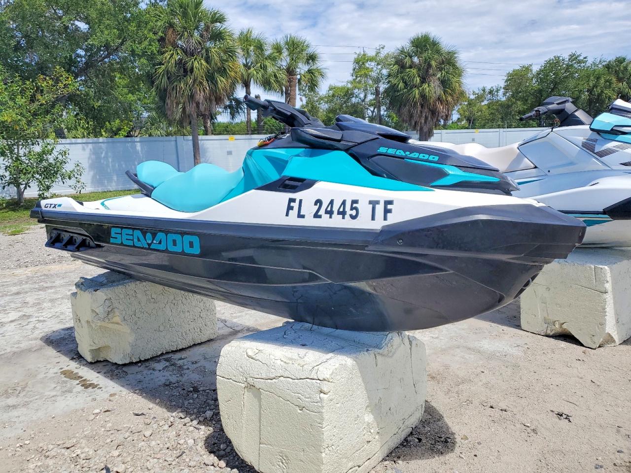 Salvage Sea-doo Other Image