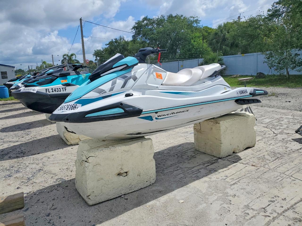 Yam Jet Ski