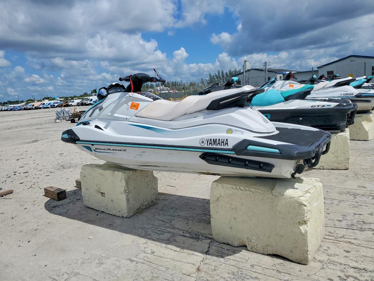 Yam Jet Ski
