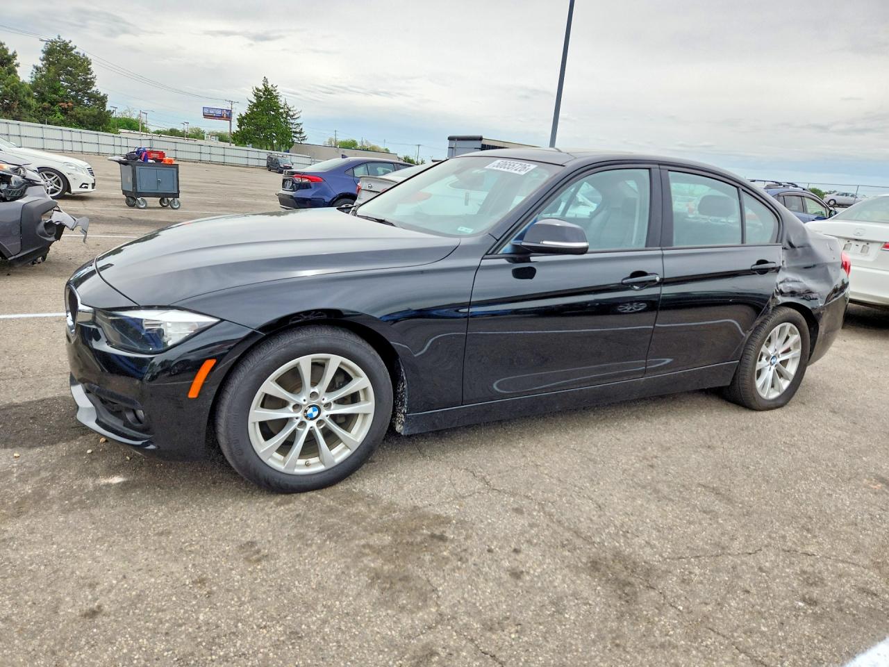 Salvage BMW 3 Series Image