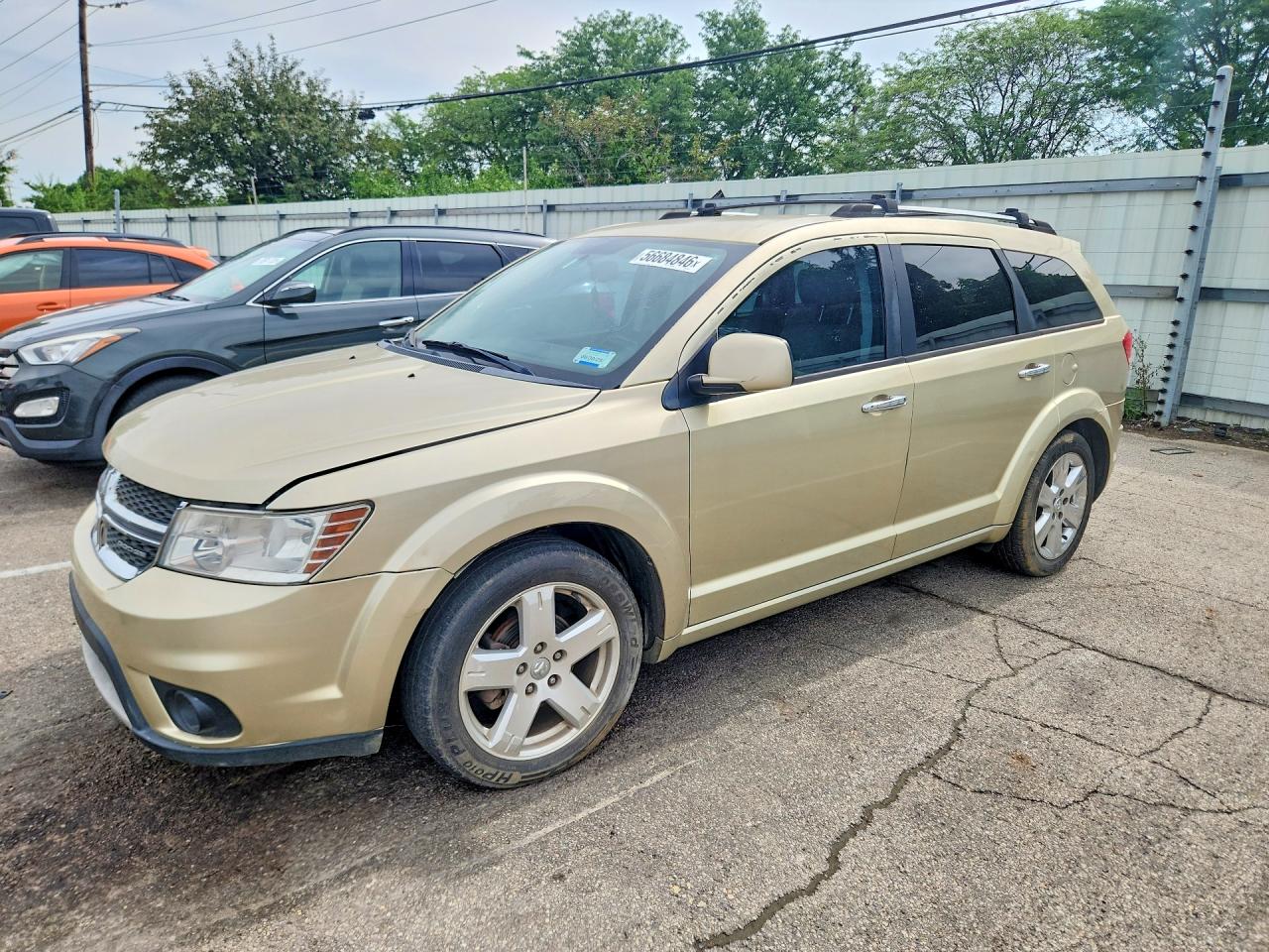 Salvage Dodge Journey Image