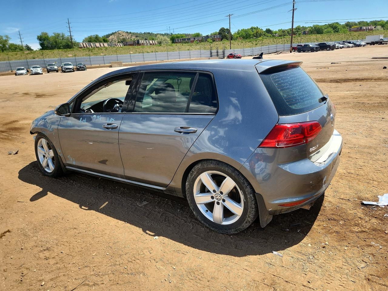 Volkswagen Golf S