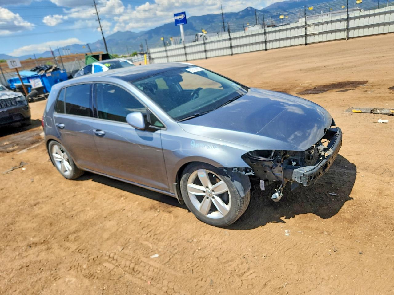 Volkswagen Golf S