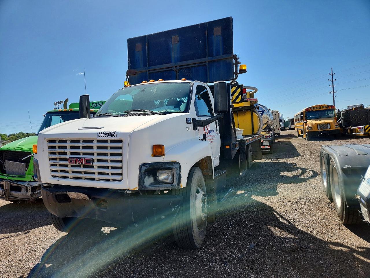Salvage GMC C K R7500 Image